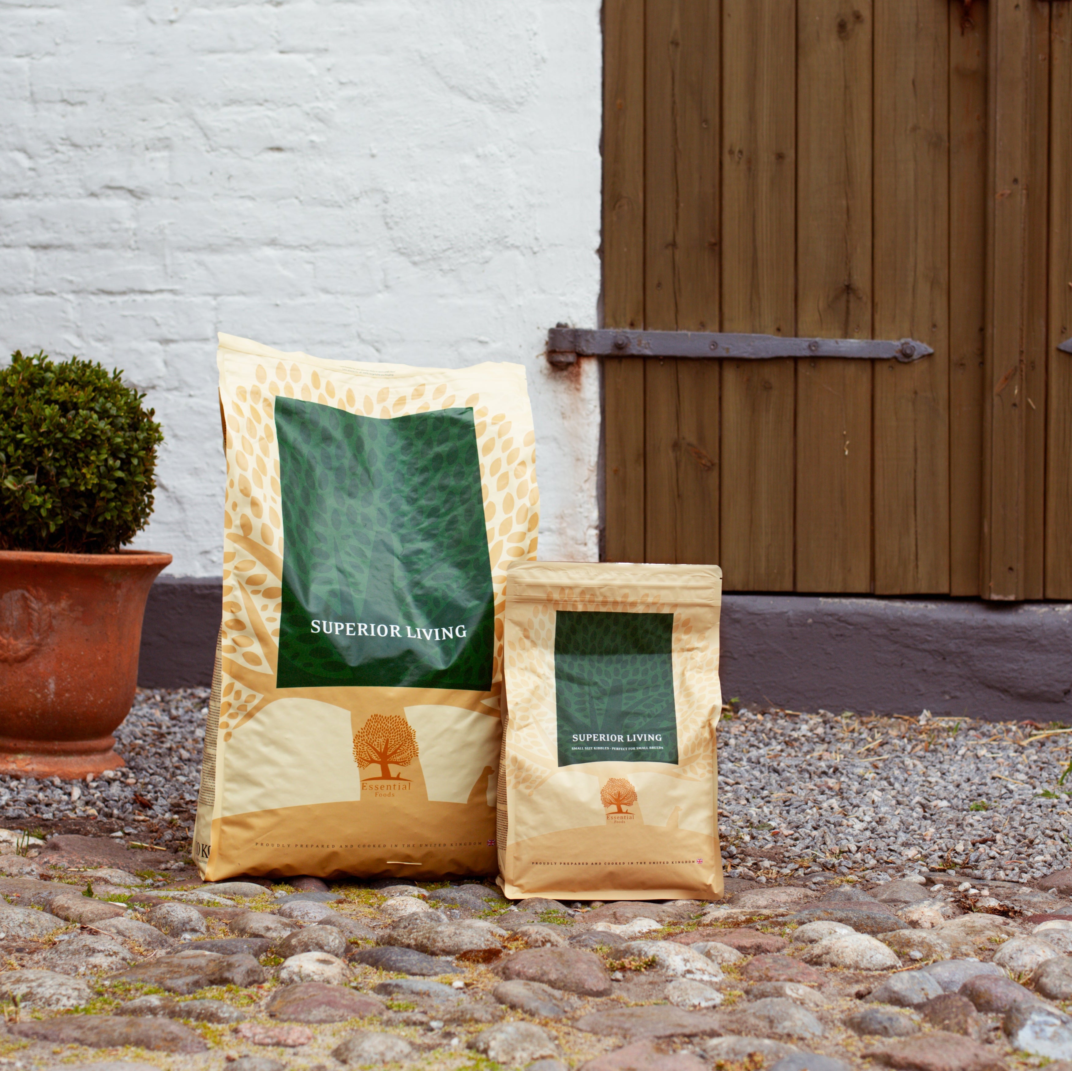 SUPERIOR LIVING, 10KG (GB)
